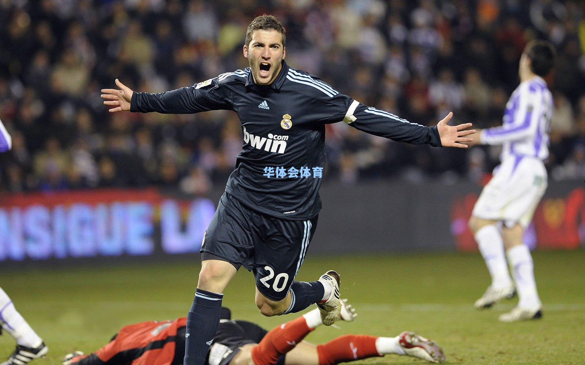 曼城轮换10人？尤尔曼德警示，不管派上谁，整体水平都令人敬畏