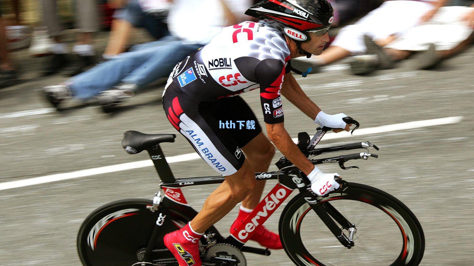 罗马诺独家揭秘，拜仁锁定福法纳后转向迪亚斯，今夏转会市场暗流涌动