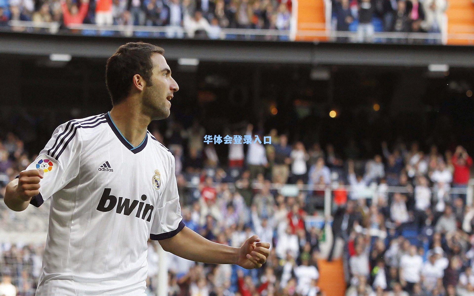 孤胆英雄难敌团队碾压 东契奇空砍震撼三双却陷失误泥潭 罚球失准成溃败缩影